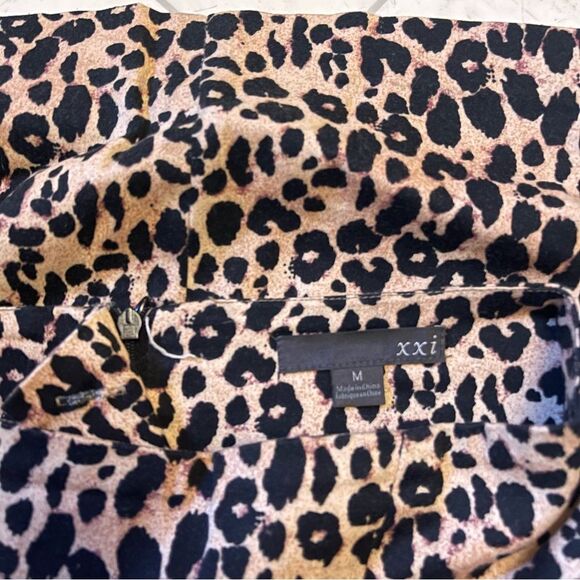 Forever 21 Animal Leopard Print Mini Skirt Size Medium Brown Black Party Club - Picture 3 of 4